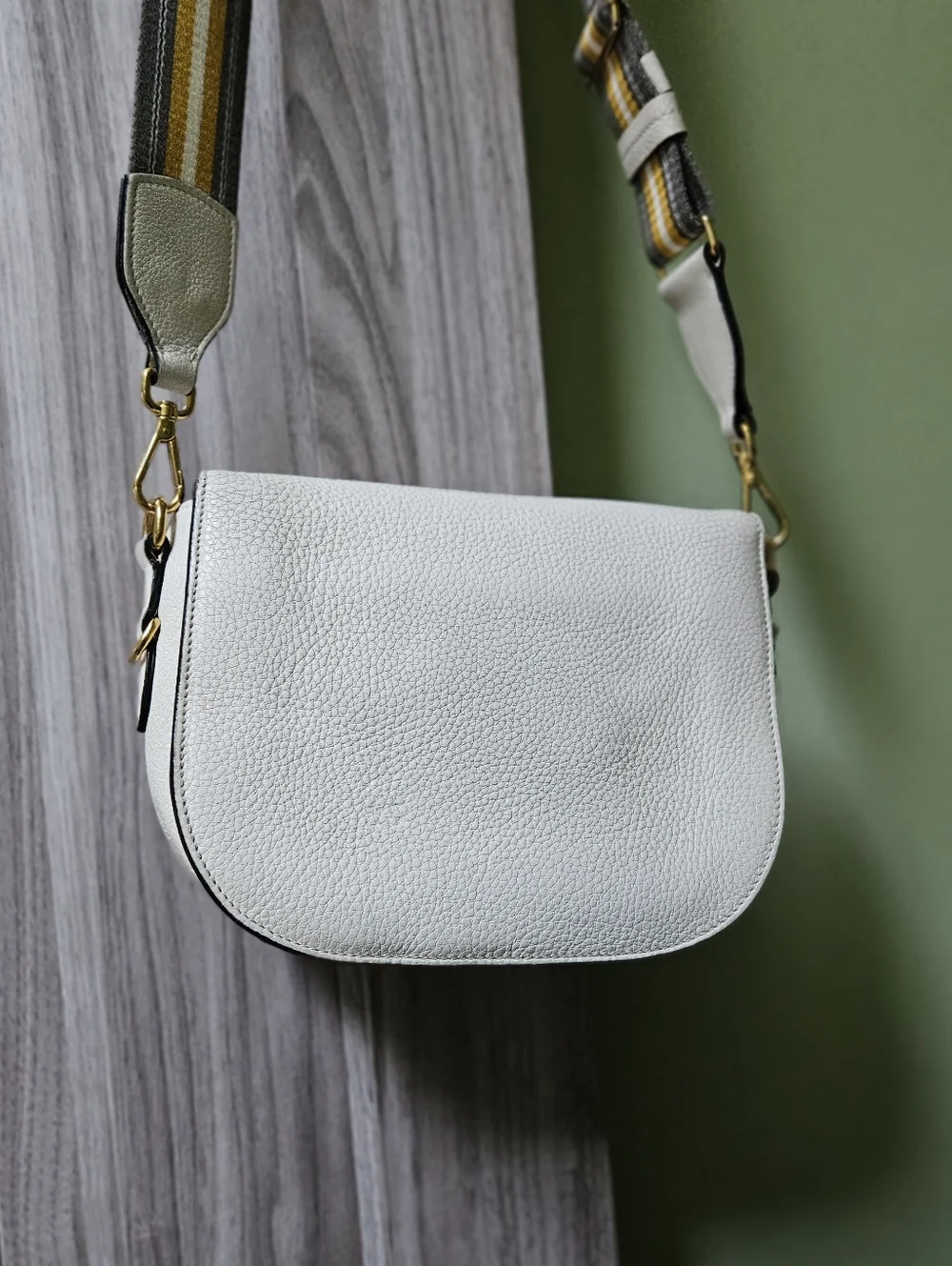 Prada Vitello Daino Crossbody Bag  - Picture 15 of 16